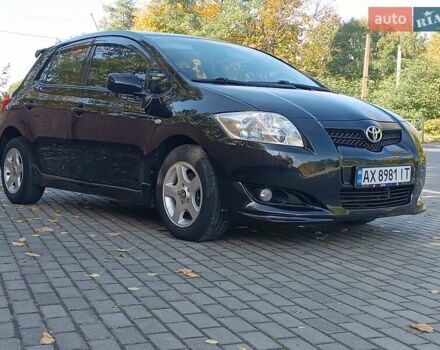 Черный Тойота Аурис, объемом двигателя 1.6 л и пробегом 199 тыс. км за 5950 $, фото 109 на Automoto.ua