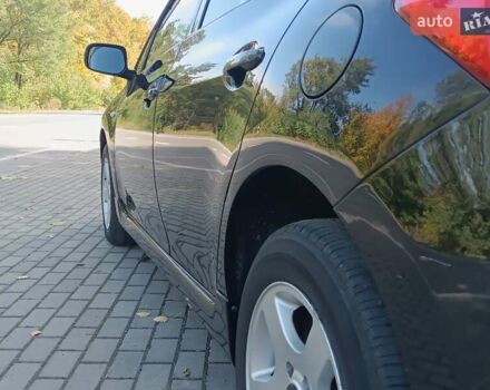 Черный Тойота Аурис, объемом двигателя 1.6 л и пробегом 199 тыс. км за 5950 $, фото 96 на Automoto.ua