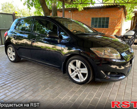 Черный Тойота Аурис, объемом двигателя 2.2 л и пробегом 240 тыс. км за 7700 $, фото 2 на Automoto.ua