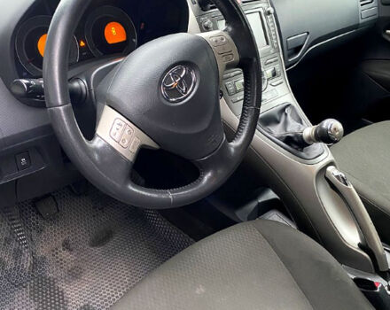 Тойота Аурис 2007 в Харькове на Automoto.ua Черный Тойота Аурис, объемом двигателя 2.2 л и пробегом 238 тыс. км за 5800 $, фото 6 на Automoto.ua