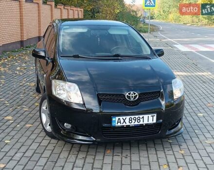 Черный Тойота Аурис, объемом двигателя 1.6 л и пробегом 199 тыс. км за 5950 $, фото 83 на Automoto.ua