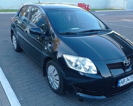 Черный Тойота Аурис, объемом двигателя 1.6 л и пробегом 236 тыс. км за 5900 $, фото 1 на Automoto.ua