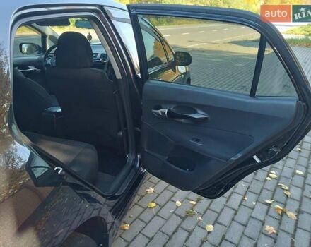 Черный Тойота Аурис, объемом двигателя 1.6 л и пробегом 199 тыс. км за 5950 $, фото 22 на Automoto.ua