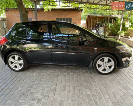 Чорний Тойота Ауріс, об'ємом двигуна 2.2 л та пробігом 240 тис. км за 6800 $, фото 2 на Automoto.ua