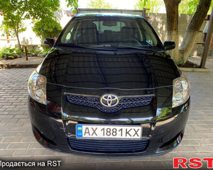 Черный Тойота Аурис, объемом двигателя 2.2 л и пробегом 240 тыс. км за 7700 $, фото 4 на Automoto.ua