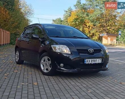 Черный Тойота Аурис, объемом двигателя 1.6 л и пробегом 199 тыс. км за 5950 $, фото 121 на Automoto.ua