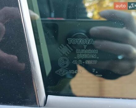 Черный Тойота Аурис, объемом двигателя 1.6 л и пробегом 199 тыс. км за 5950 $, фото 116 на Automoto.ua