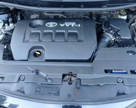 Черный Тойота Аурис, объемом двигателя 1.6 л и пробегом 236 тыс. км за 5900 $, фото 7 на Automoto.ua