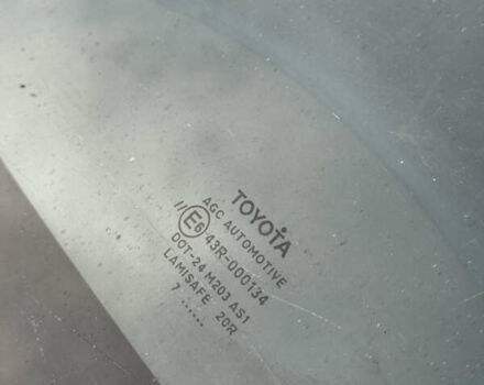 Черный Тойота Аурис, объемом двигателя 1.6 л и пробегом 301 тыс. км за 5999 $, фото 11 на Automoto.ua