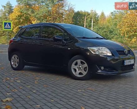 Черный Тойота Аурис, объемом двигателя 1.6 л и пробегом 199 тыс. км за 5950 $, фото 118 на Automoto.ua