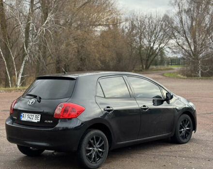 Черный Тойота Аурис, объемом двигателя 1.6 л и пробегом 301 тыс. км за 5999 $, фото 5 на Automoto.ua