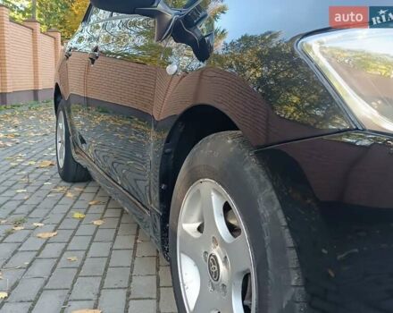 Черный Тойота Аурис, объемом двигателя 1.6 л и пробегом 199 тыс. км за 5950 $, фото 103 на Automoto.ua