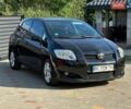 Чорний Тойота Ауріс, об'ємом двигуна 1.6 л та пробігом 197 тис. км за 6200 $, фото 1 на Automoto.ua