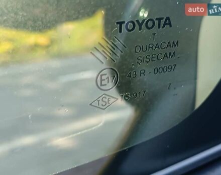 Черный Тойота Аурис, объемом двигателя 1.6 л и пробегом 199 тыс. км за 5950 $, фото 114 на Automoto.ua