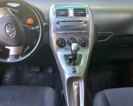 Черный Тойота Аурис, объемом двигателя 1.6 л и пробегом 178 тыс. км за 6000 $, фото 4 на Automoto.ua