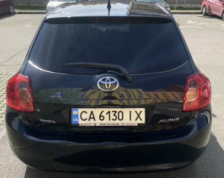 Черный Тойота Аурис, объемом двигателя 1.6 л и пробегом 169 тыс. км за 7500 $, фото 5 на Automoto.ua