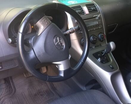 Черный Тойота Аурис, объемом двигателя 1.6 л и пробегом 178 тыс. км за 6000 $, фото 5 на Automoto.ua