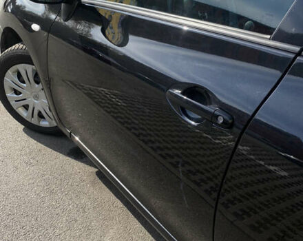 Черный Тойота Аурис, объемом двигателя 1.6 л и пробегом 169 тыс. км за 7500 $, фото 13 на Automoto.ua