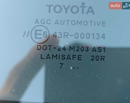 Черный Тойота Аурис, объемом двигателя 1.6 л и пробегом 199 тыс. км за 5950 $, фото 113 на Automoto.ua