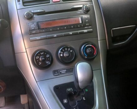 Черный Тойота Аурис, объемом двигателя 1.6 л и пробегом 178 тыс. км за 6000 $, фото 6 на Automoto.ua