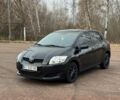 Чорний Тойота Ауріс, об'ємом двигуна 1.6 л та пробігом 302 тис. км за 5200 $, фото 1 на Automoto.ua