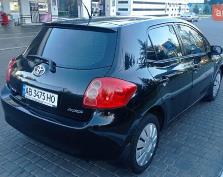 Черный Тойота Аурис, объемом двигателя 1.6 л и пробегом 236 тыс. км за 5900 $, фото 4 на Automoto.ua