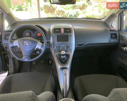 Чорний Тойота Ауріс, об'ємом двигуна 2.2 л та пробігом 240 тис. км за 6800 $, фото 30 на Automoto.ua