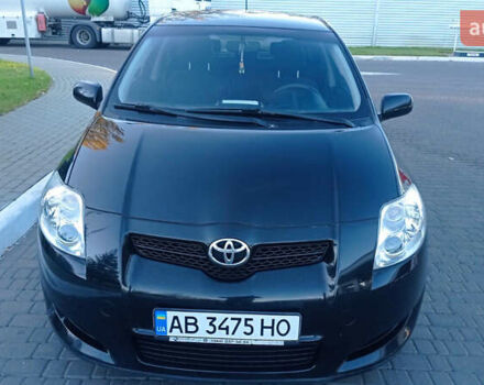 Черный Тойота Аурис, объемом двигателя 1.6 л и пробегом 236 тыс. км за 5900 $, фото 1 на Automoto.ua