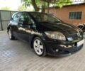 Чорний Тойота Ауріс, об'ємом двигуна 2.2 л та пробігом 240 тис. км за 7400 $, фото 1 на Automoto.ua