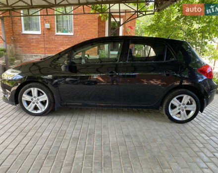 Чорний Тойота Ауріс, об'ємом двигуна 2.2 л та пробігом 240 тис. км за 6800 $, фото 6 на Automoto.ua