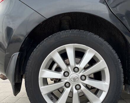 Черный Тойота Аурис, объемом двигателя 1.6 л и пробегом 207 тыс. км за 7200 $, фото 4 на Automoto.ua