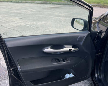 Чорний Тойота Ауріс, об'ємом двигуна 1.6 л та пробігом 115 тис. км за 7800 $, фото 17 на Automoto.ua