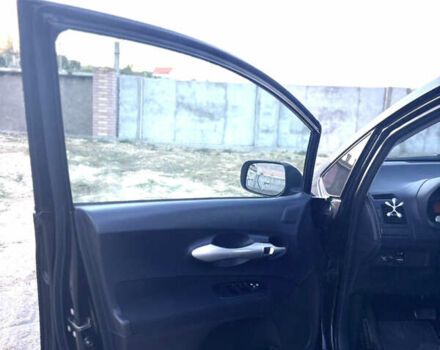 Чорний Тойота Ауріс, об'ємом двигуна 1.6 л та пробігом 114 тис. км за 7800 $, фото 21 на Automoto.ua