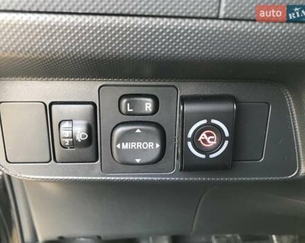 Черный Тойота Аурис, объемом двигателя 1.6 л и пробегом 141 тыс. км за 6200 $, фото 6 на Automoto.ua