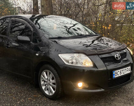 Черный Тойота Аурис, объемом двигателя 1.6 л и пробегом 218 тыс. км за 7000 $, фото 5 на Automoto.ua