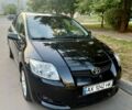 Чорний Тойота Ауріс, об'ємом двигуна 1.6 л та пробігом 143 тис. км за 6000 $, фото 1 на Automoto.ua