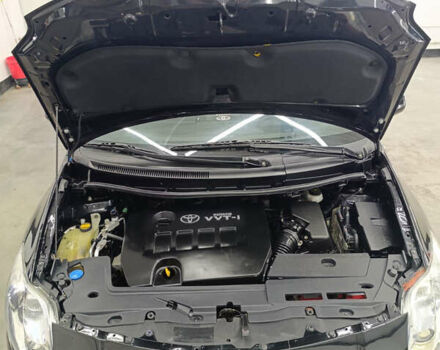 Чорний Тойота Ауріс, об'ємом двигуна 1.6 л та пробігом 187 тис. км за 6200 $, фото 27 на Automoto.ua