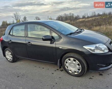 Черный Тойота Аурис, объемом двигателя 1.6 л и пробегом 134 тыс. км за 6900 $, фото 2 на Automoto.ua