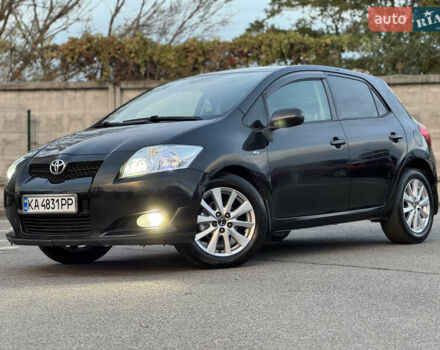 Черный Тойота Аурис, объемом двигателя 1.6 л и пробегом 113 тыс. км за 7400 $, фото 1 на Automoto.ua