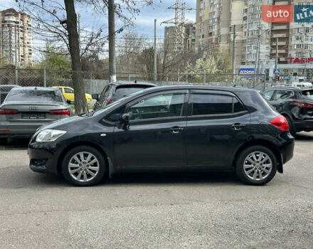 Черный Тойота Аурис, объемом двигателя 1.6 л и пробегом 156 тыс. км за 8200 $, фото 5 на Automoto.ua