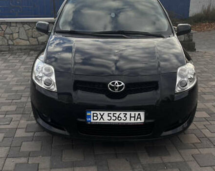 Черный Тойота Аурис, объемом двигателя 1.6 л и пробегом 180 тыс. км за 6600 $, фото 1 на Automoto.ua