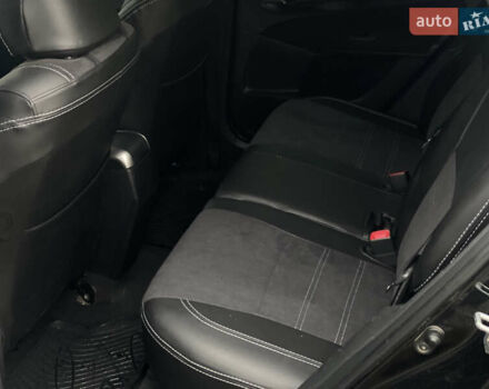 Черный Тойота Аурис, объемом двигателя 1.6 л и пробегом 218 тыс. км за 7000 $, фото 17 на Automoto.ua