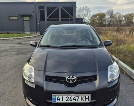 Черный Тойота Аурис, объемом двигателя 1.6 л и пробегом 134 тыс. км за 6900 $, фото 1 на Automoto.ua