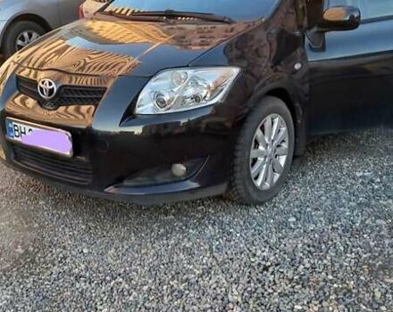 Черный Тойота Аурис, объемом двигателя 1.6 л и пробегом 164 тыс. км за 7800 $, фото 2 на Automoto.ua