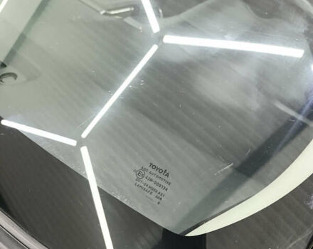 Чорний Тойота Ауріс, об'ємом двигуна 1.6 л та пробігом 187 тис. км за 6200 $, фото 13 на Automoto.ua