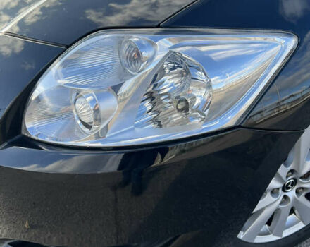 Чорний Тойота Ауріс, об'ємом двигуна 1.6 л та пробігом 115 тис. км за 7800 $, фото 10 на Automoto.ua