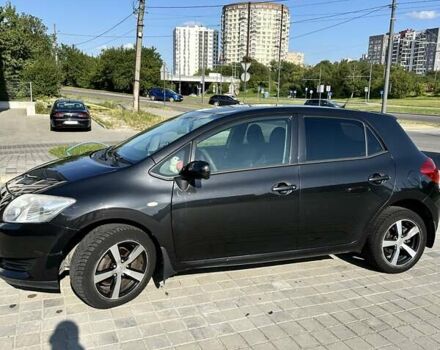 Черный Тойота Аурис, объемом двигателя 1.6 л и пробегом 180 тыс. км за 7200 $, фото 3 на Automoto.ua