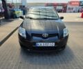 Чорний Тойота Ауріс, об'ємом двигуна 2.2 л та пробігом 231 тис. км за 6300 $, фото 1 на Automoto.ua