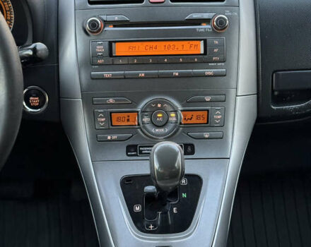 Черный Тойота Аурис, объемом двигателя 1.6 л и пробегом 113 тыс. км за 7400 $, фото 17 на Automoto.ua