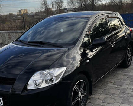 Черный Тойота Аурис, объемом двигателя 1.6 л и пробегом 180 тыс. км за 6600 $, фото 2 на Automoto.ua